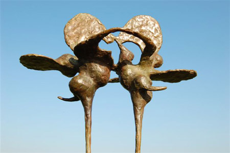 Bronzen beelden - Baltsende vogels